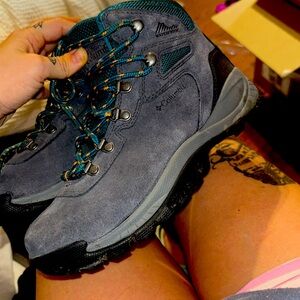 Columbia hiking boots